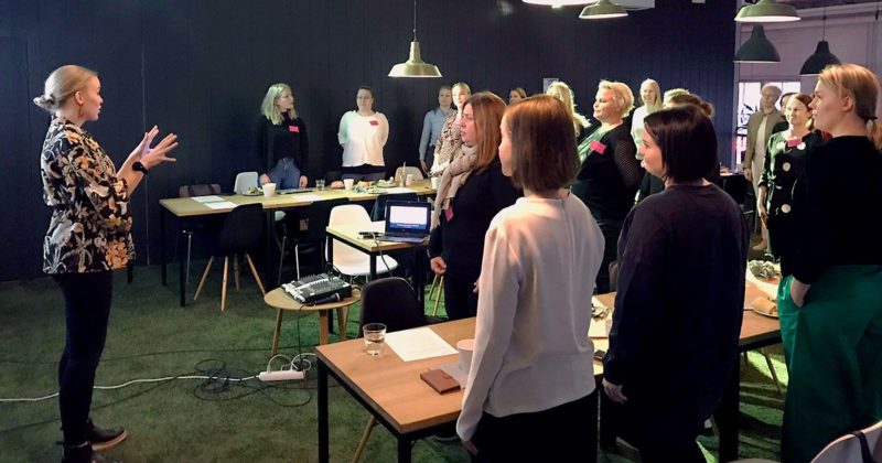 Digiläsnäolo puhuttaa toimialasta riippumatta